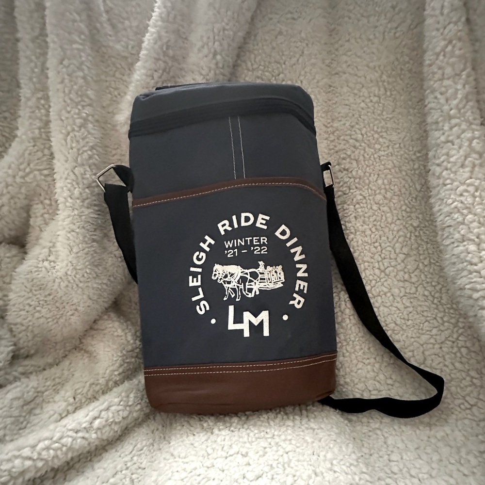 Western wine cooler bag